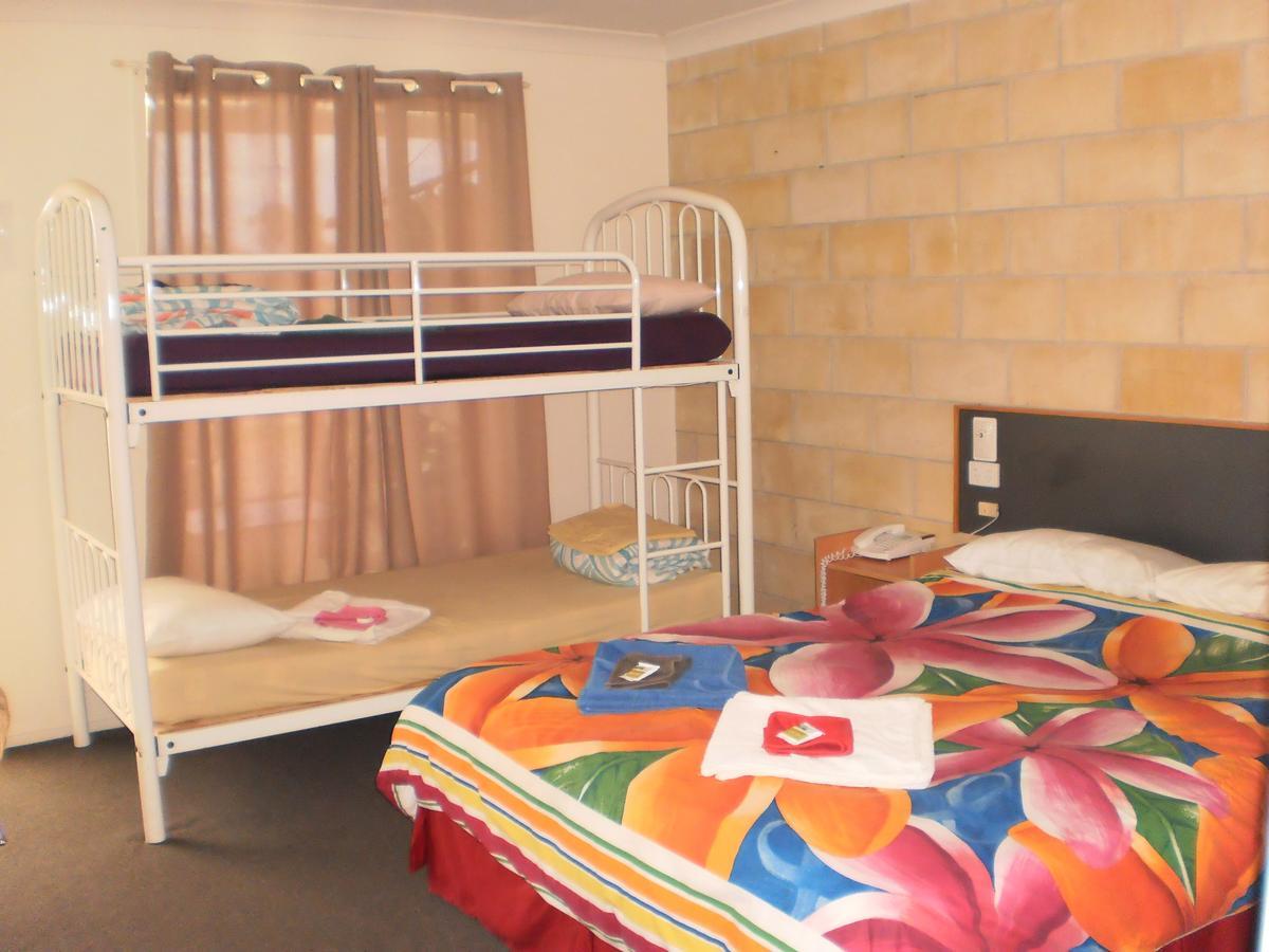 Country View Motel Ilbilbie Ngoại thất bức ảnh